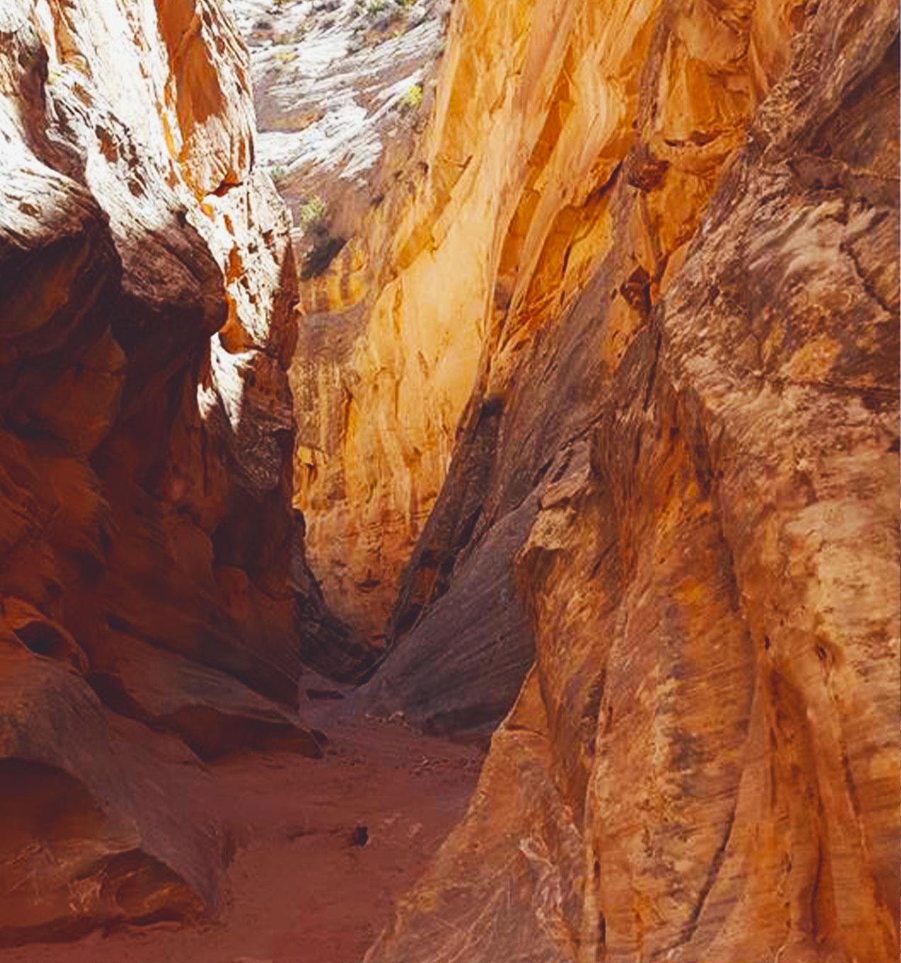 slot canyon